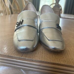 Stuart Weitzman Frances 60 silver